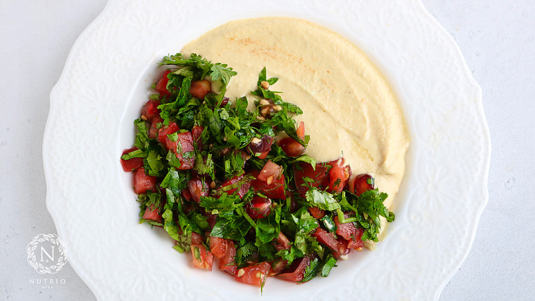 Табуле из томатов и зелени фото