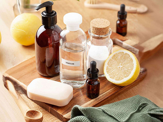 Уксус в быту: как сделать уборку эффективнее