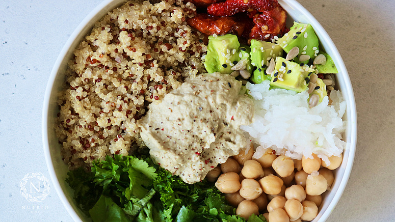 боул, киноа