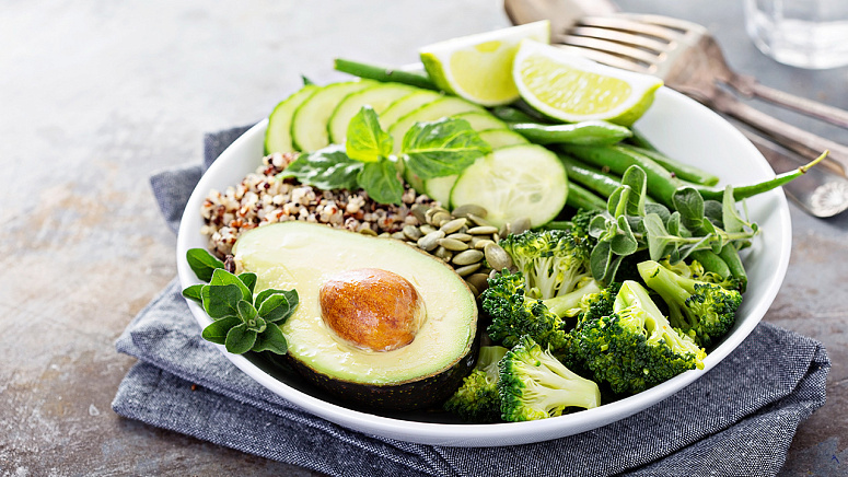 авокадо, зеленый боул фото