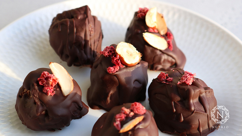 Шоколадные конфеты с гречишной пастой фото