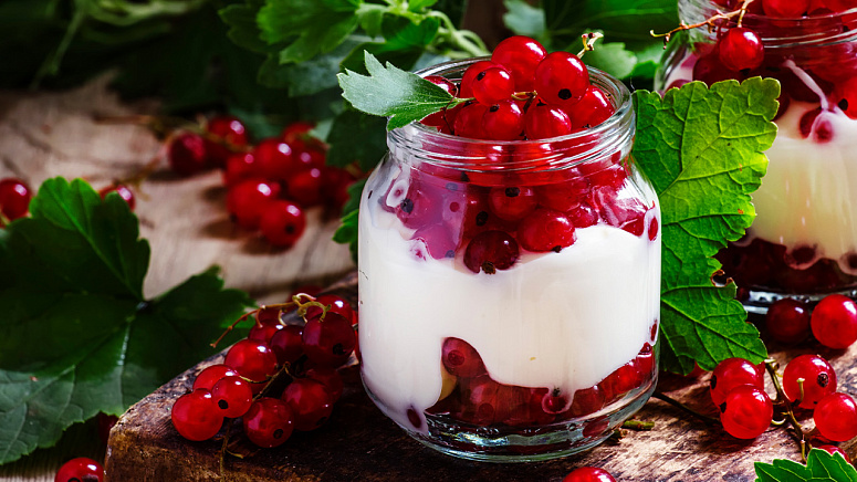 десерт со смородиной фото