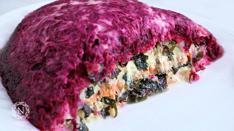 Салат «Шуба» из растительных ингредиентов фото