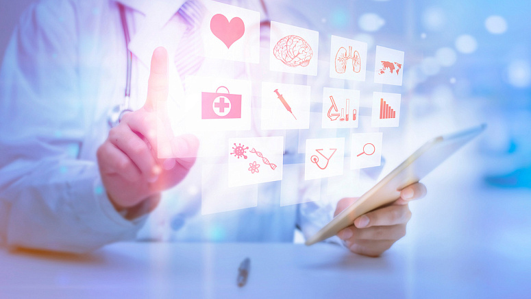 врач, планшет