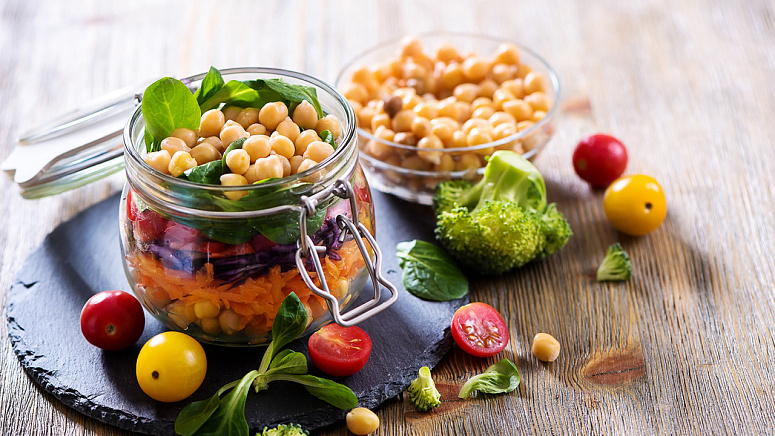помидор, нут, салат, банка