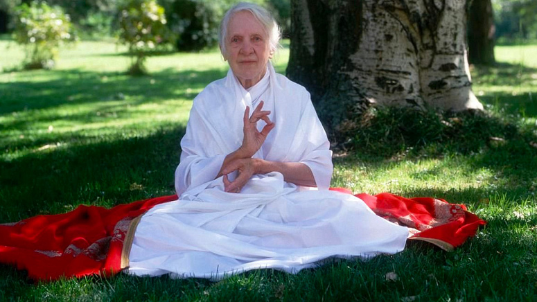 Индра Деви фото