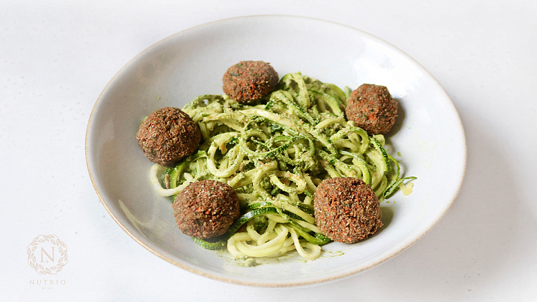 Сыроедческий фалафель фото