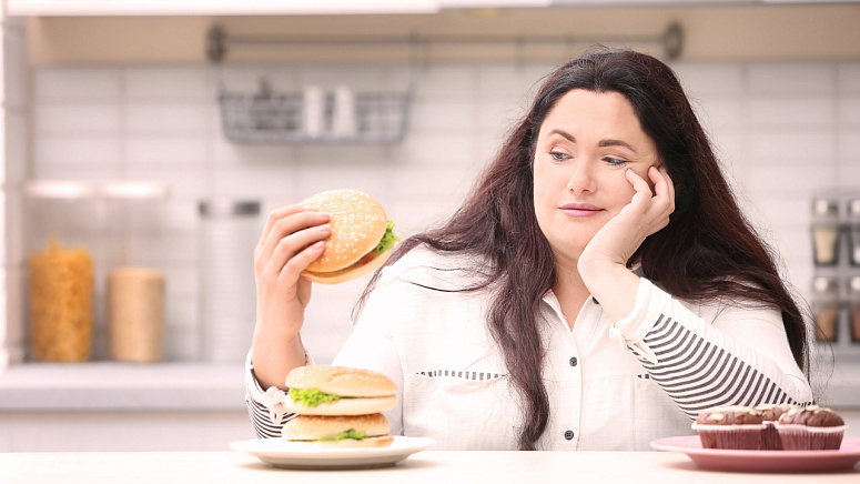 полная женщина фото, фастфуд