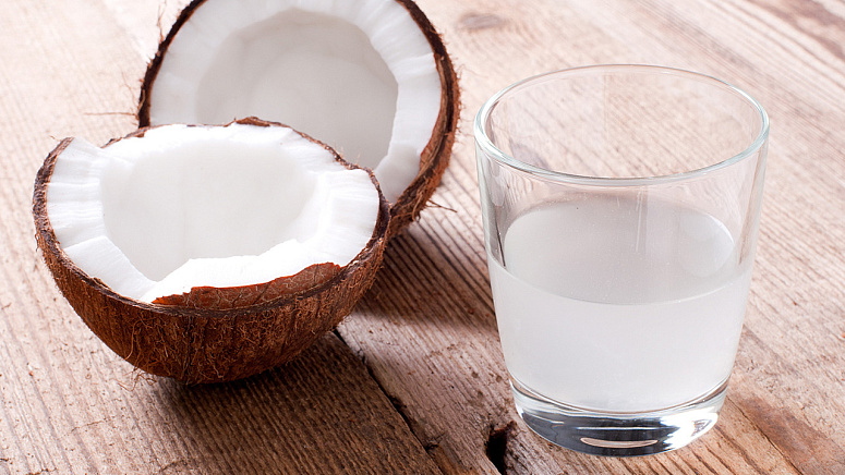 Кокосовая вода фото