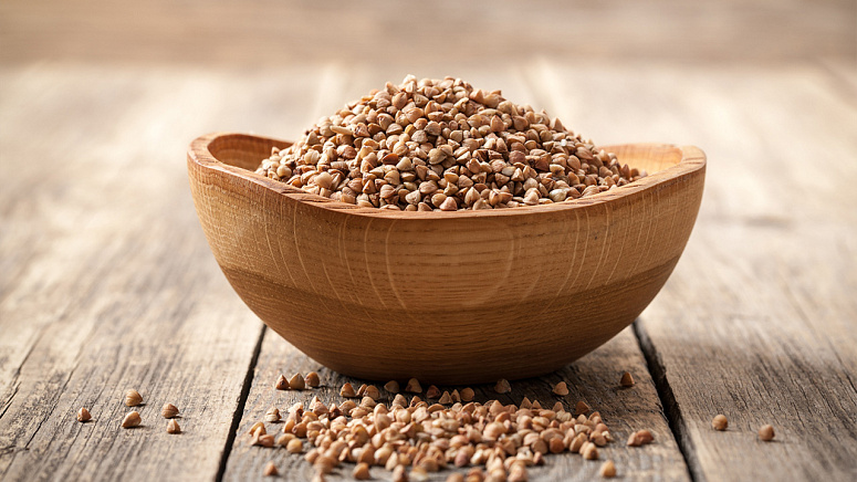 коричневая гречка, миска