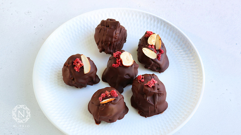 Шоколадные конфеты с гречишной пастой фото