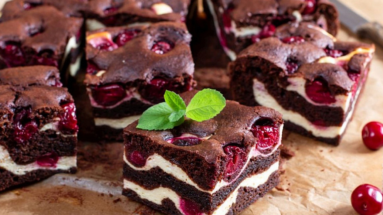 пирог с черешней фото