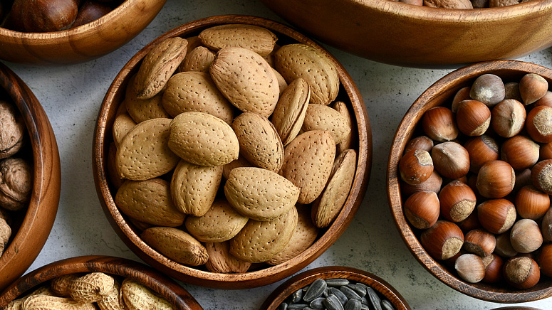 орехи, миндаль