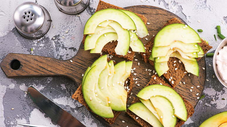 Нарезанный авокадо фото