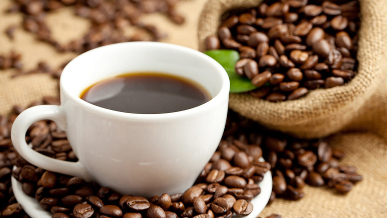 кофе в кружке фото