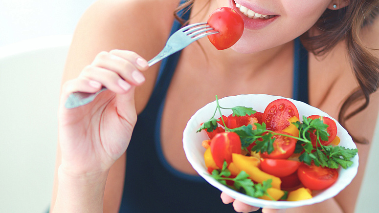 нутрициология, помидоры, вилка