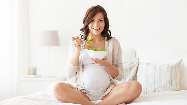 питание беременной женщины фото