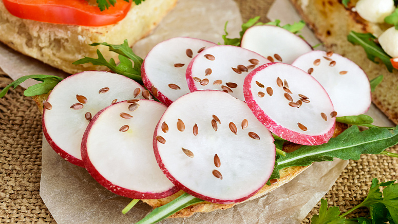 редиска и семена льна фото