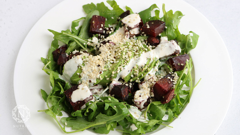 Салат с печёной свёклой фото