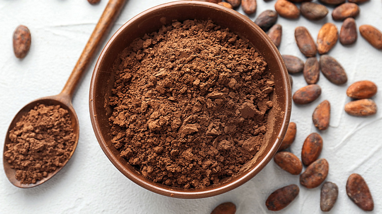 Какао-порошок и бобы какао