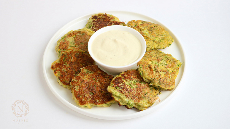 Оладьи из кабачка фото