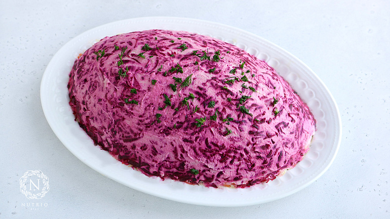 Салат «Шуба» из растительных ингредиентов фото