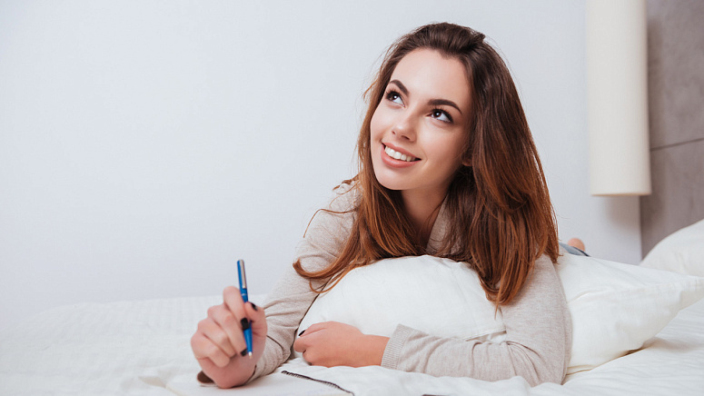 девушка, ручка