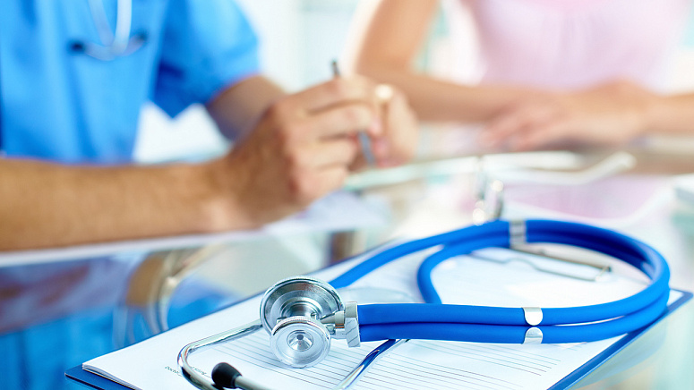 врач, руки врача