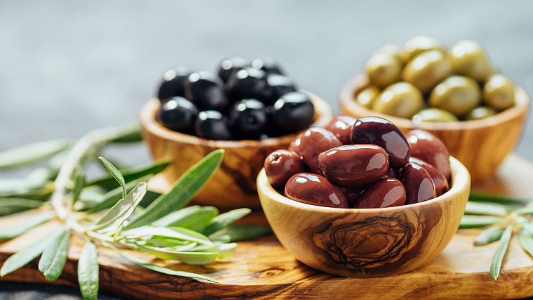 оливки и маслины фото
