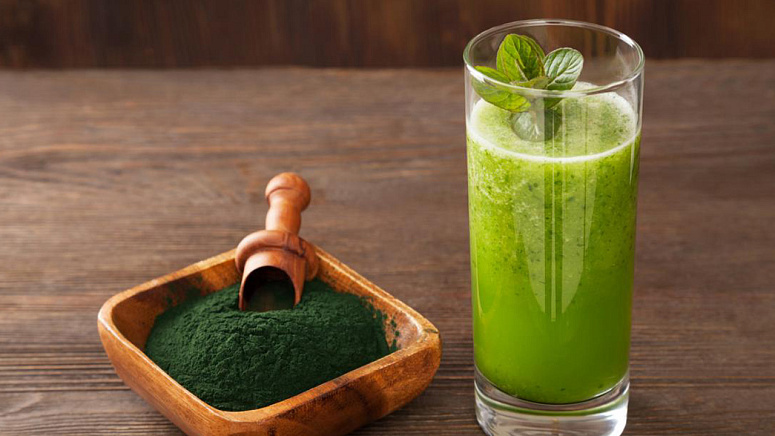 хлорелла, стакан, зеленый смузи